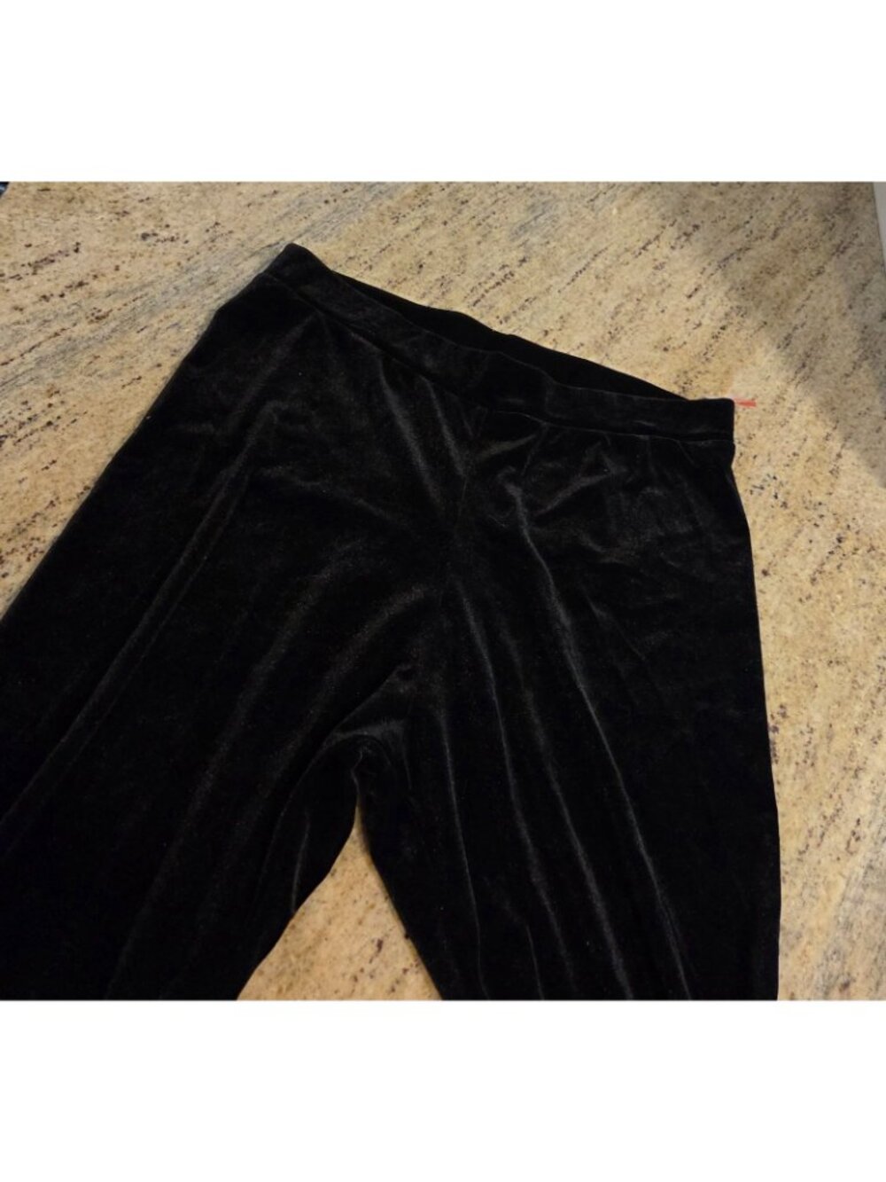 New! The Pyramid Collection Sz S Black Velvet Leggings Tappered Leg Ruched Goth - Picture 8 of 14
